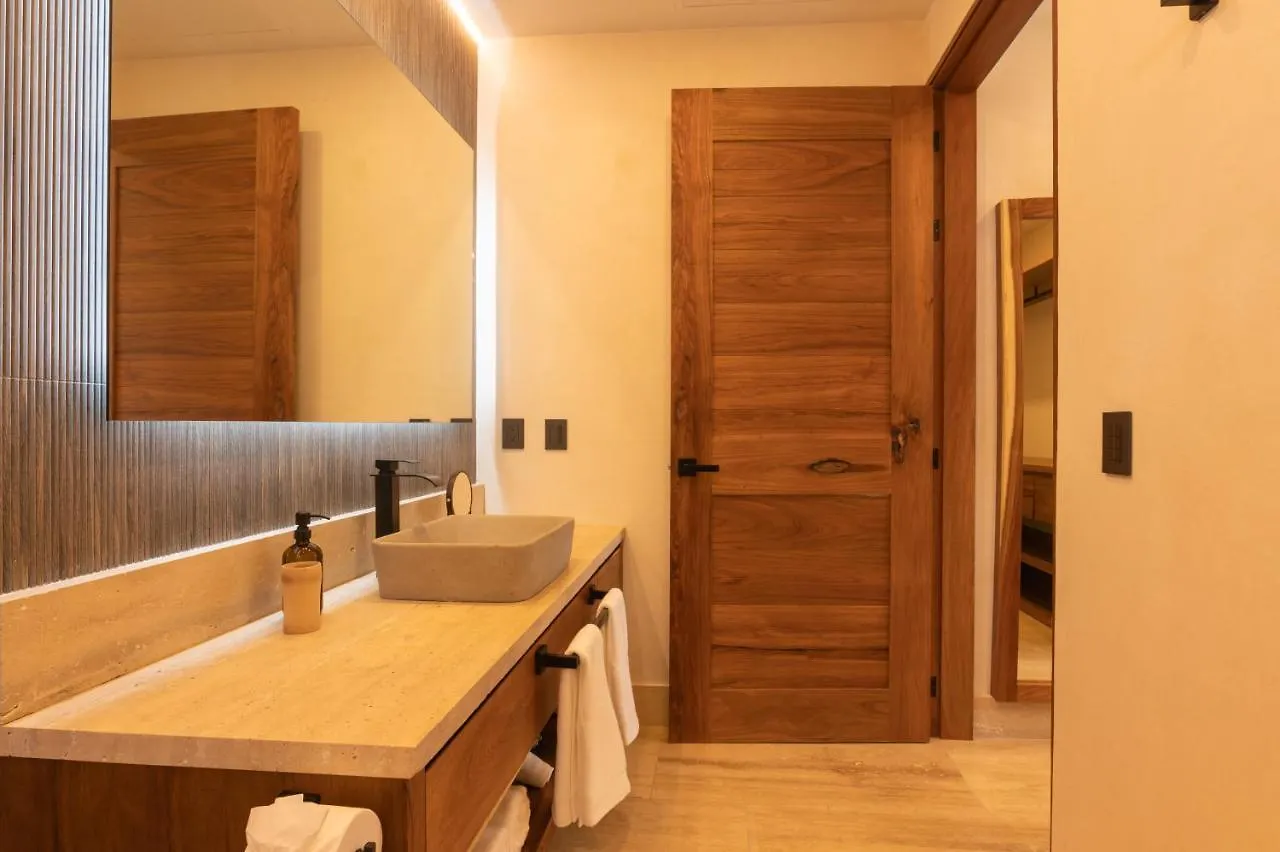 Villa Tulumar Beachfront Luxury Villa- Full Service