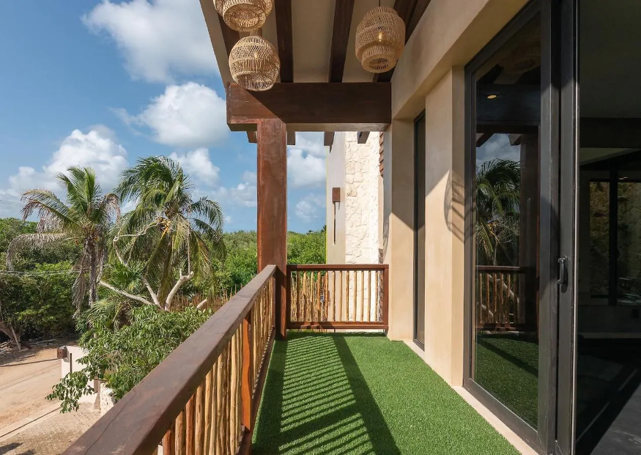 Villa Tulumar Beachfront Luxury Villa- Full Service Mexico