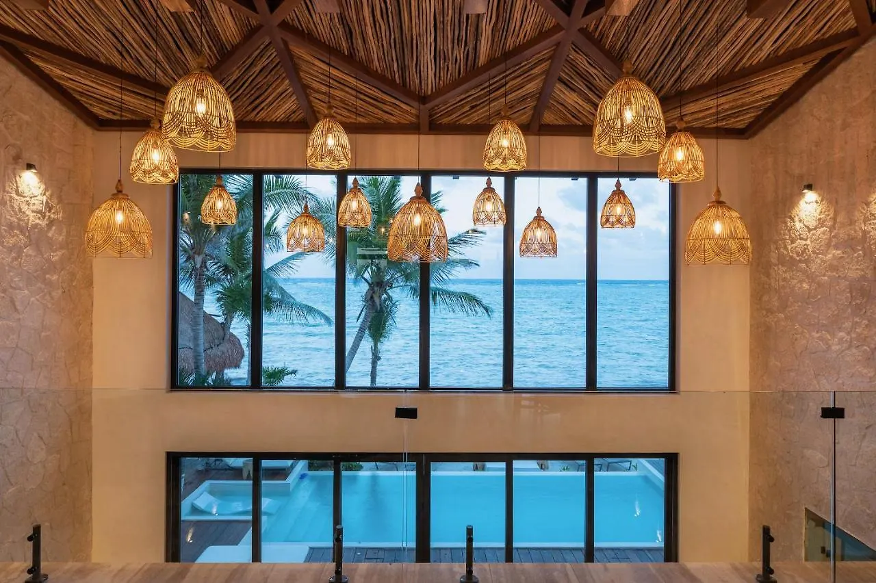 Villa Tulumar Beachfront Luxury Villa- Full Service
