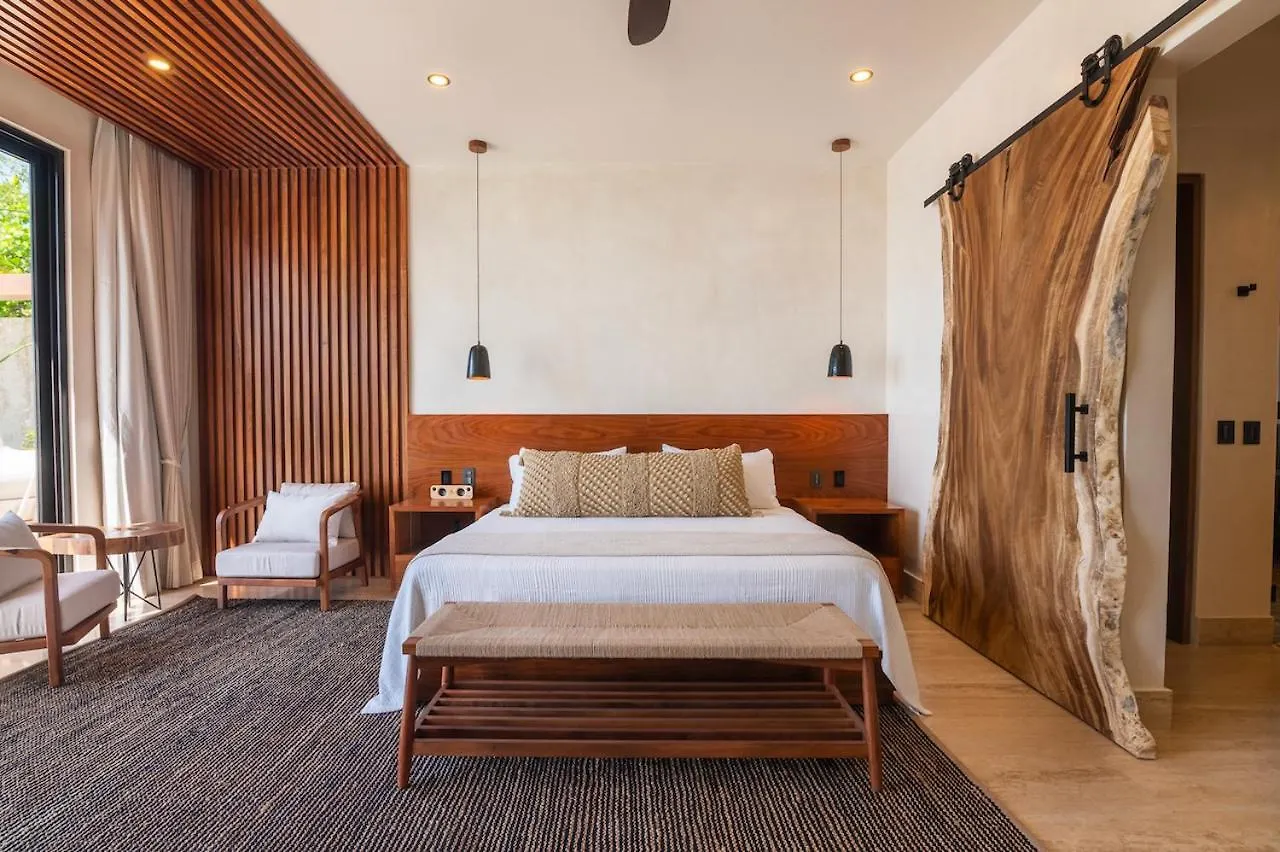 Villa Tulumar Beachfront Luxury Villa- Full Service Mexico
