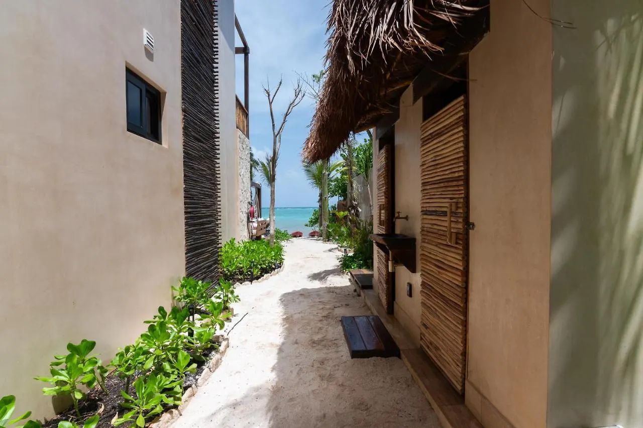 Villa Tulumar Beachfront Luxury Villa- Full Service Tulum