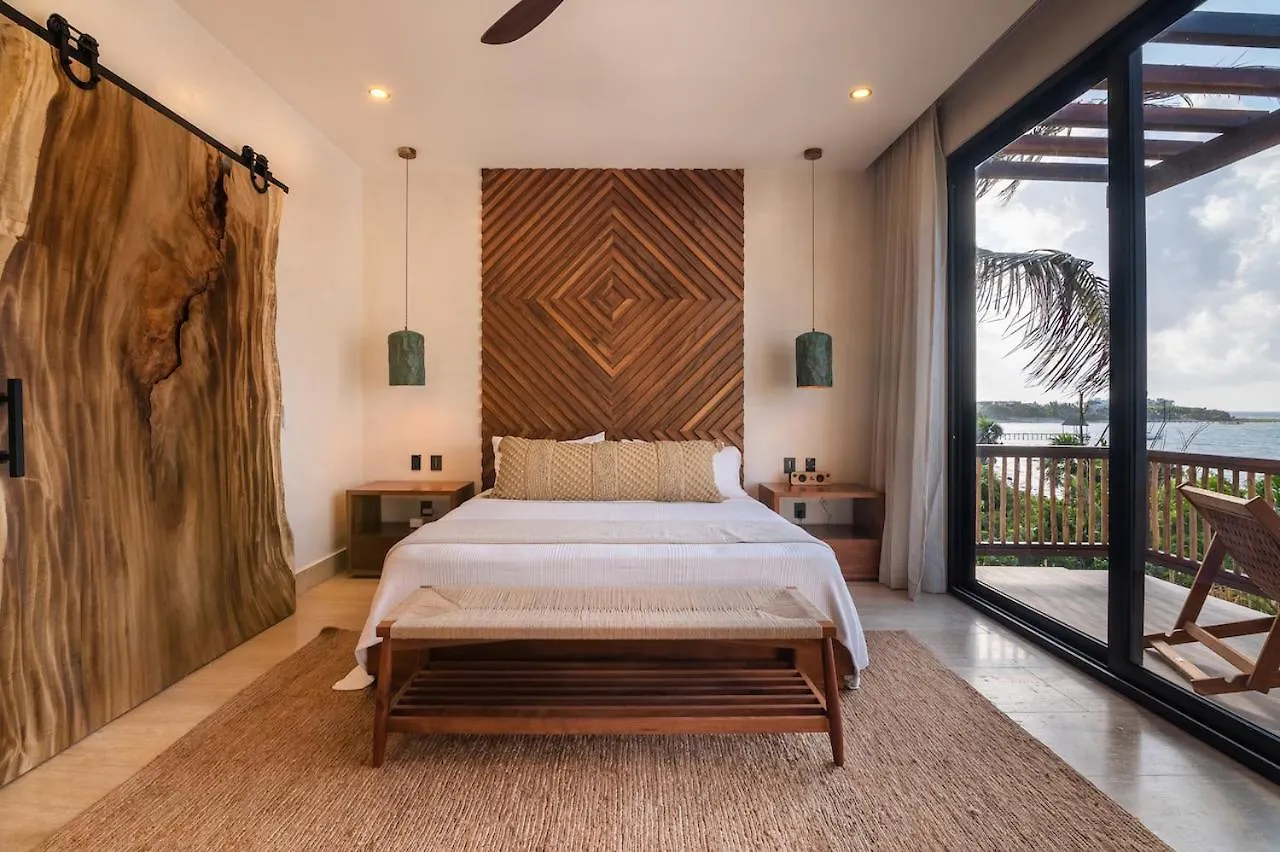 Villa Tulumar Beachfront Luxury Villa- Full Service