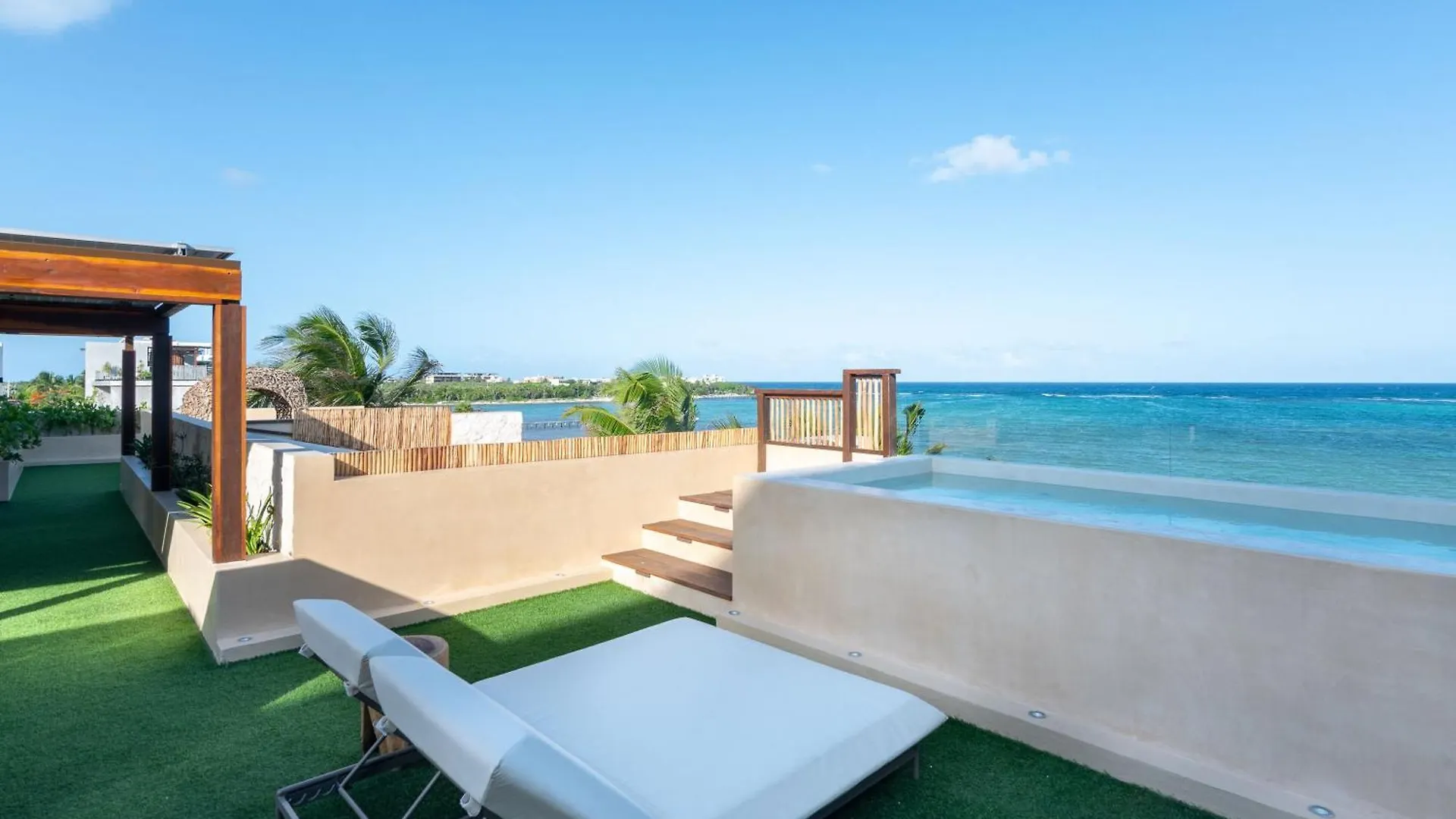 Villa Tulumar Beachfront Luxury Villa- Full Service Mexico