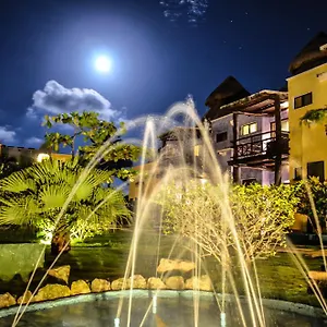 Pavoreal Hotel